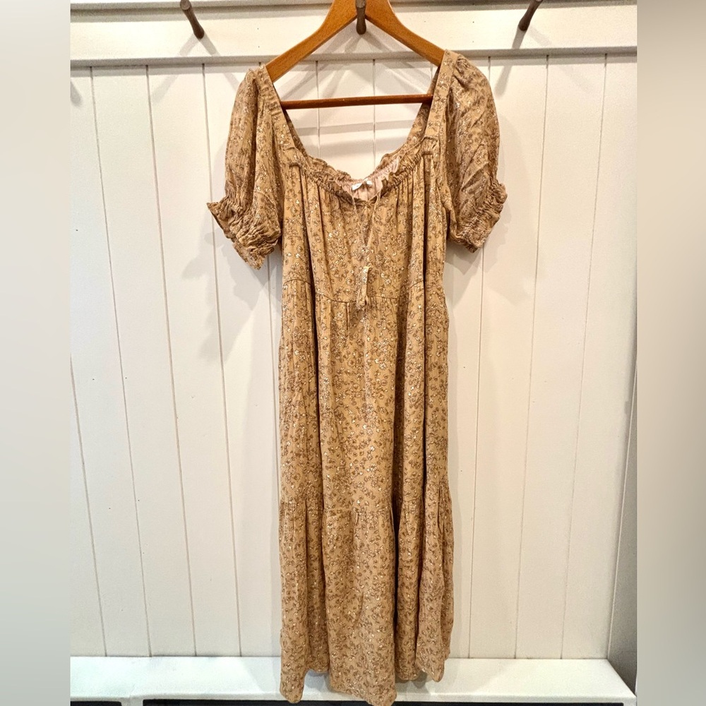 Neuflora Anna Marie Tan Mini Floral Pattern   Short Sleeve Pullover Maxi Dress